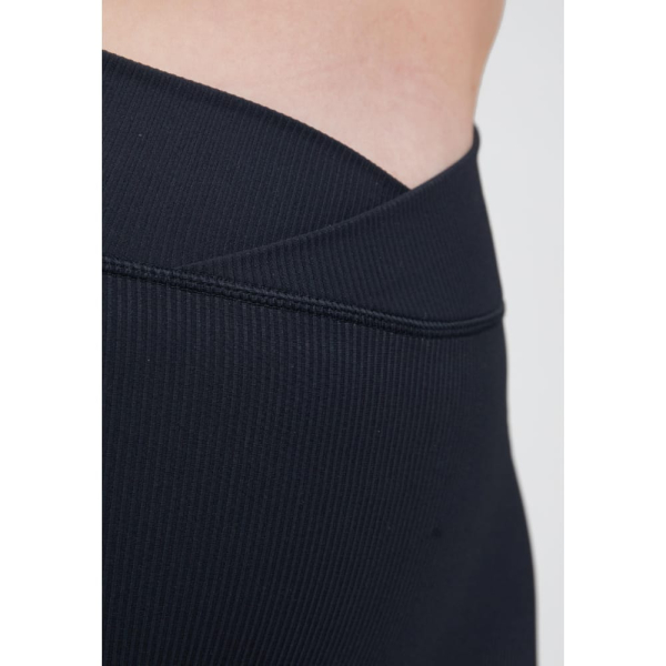 carmen-flared-leggings-black-3