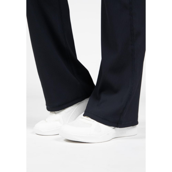 carmen-flared-leggings-black-2